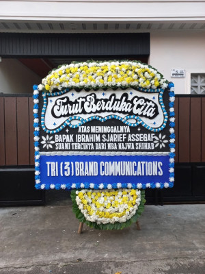 Papan Bunga Duka di Salahuddin